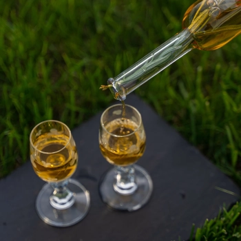 Butelka na nalewkę 200 ml 6 szt.+ 6 korków 23/18