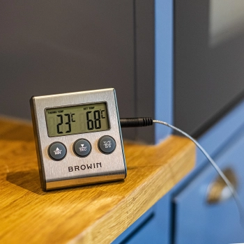 Elektroniczny termometr kuchenny z sondą (0C do 250C)