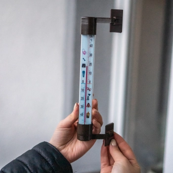 Termometr zewnętrzny z grafiką - ubrania (-50C do +50C) 23cm mix