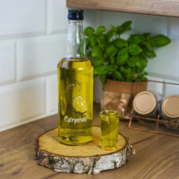 Butelka 0,5 L z zakrętką i nadrukiem Cytrynówka 4szt