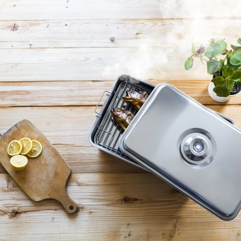 Portable smoker with thermometer & fruit woodchips