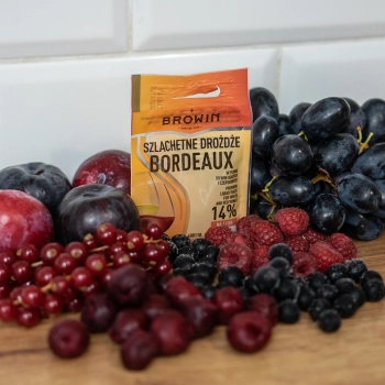 Drożdże winiarskie Bordeaux, 20 ml