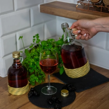 Butelka Gallone 1L w oplocie, z zakrętką